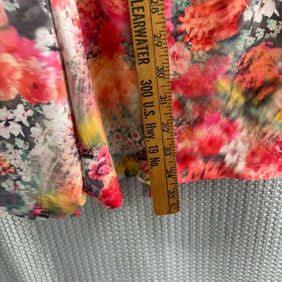 Athleta Med Marlow Romper Renewed Bloom Pink Floral Travel Athleisure Shorts EUC - Picture 8 of 9